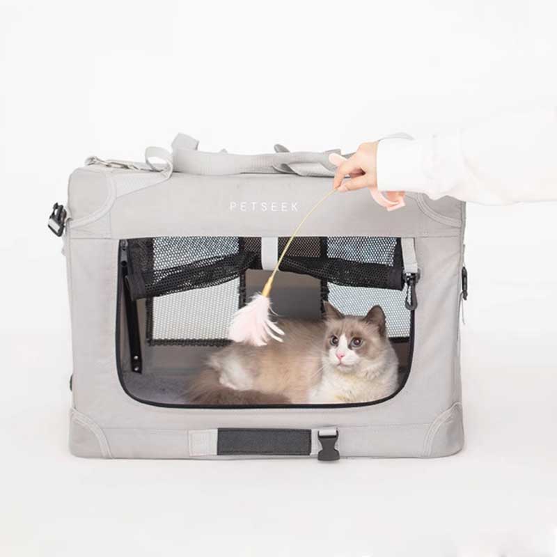 Roomy Car-Friendly Cat Carrier Tote Bag