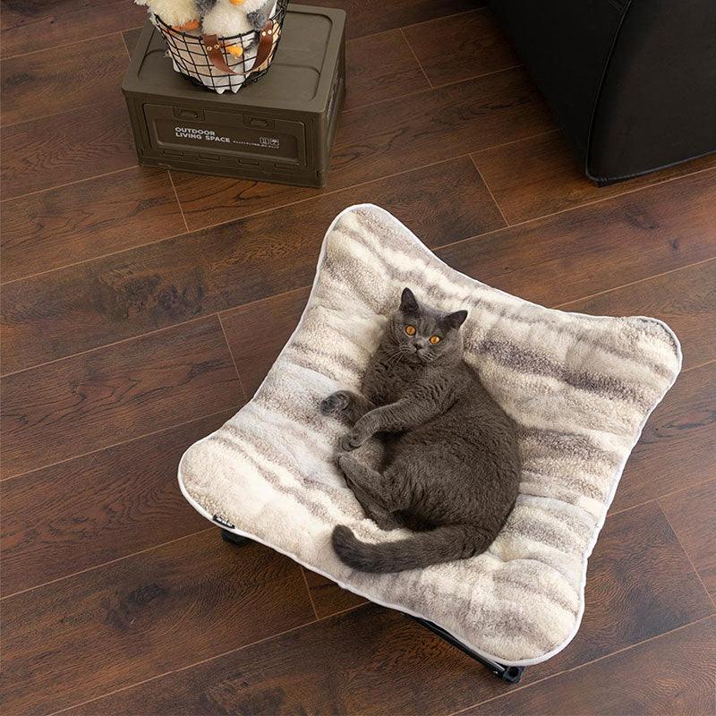 Artistic Warm Cat Elevated Bed Chair