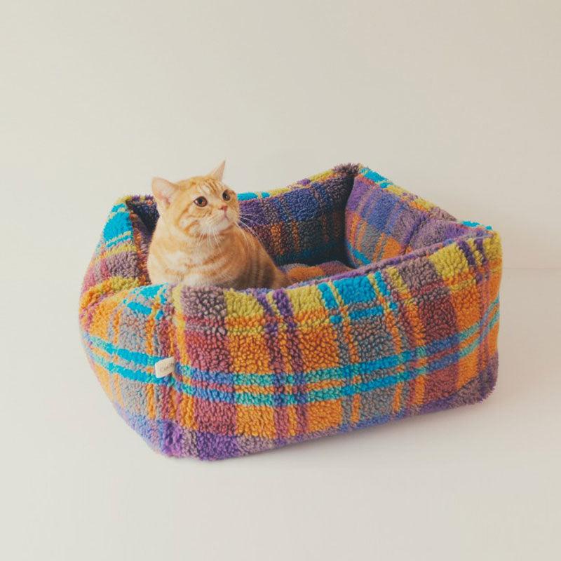 Colorful Plaid Warm Cat Sofa Bed
