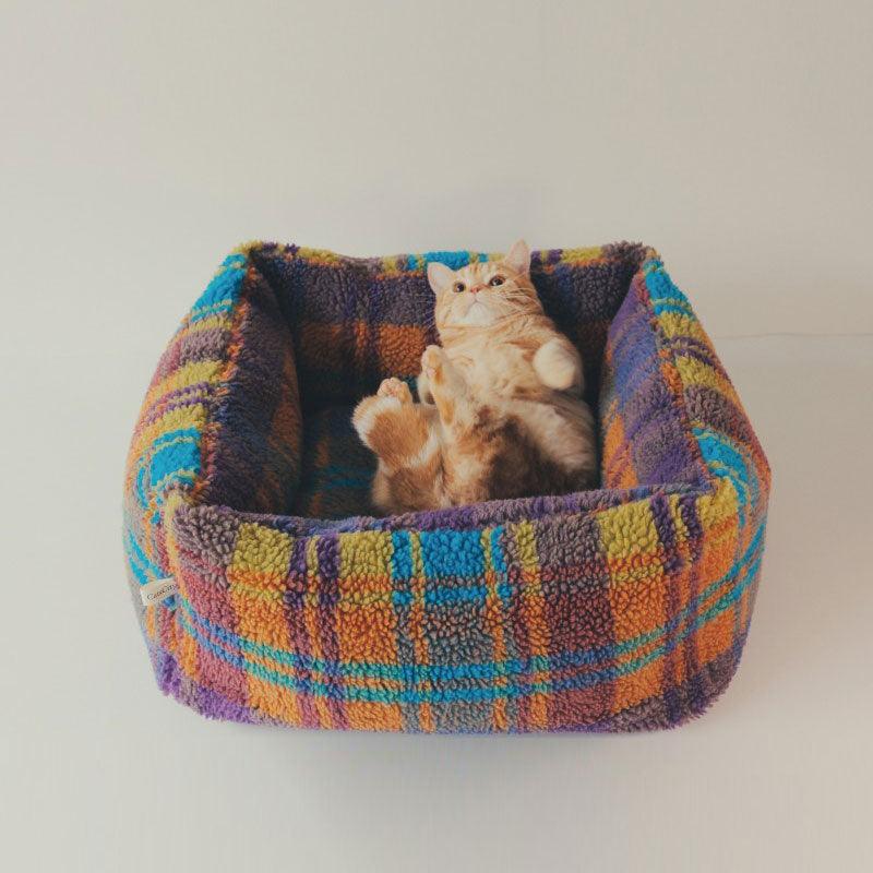 Colorful Plaid Warm Cat Sofa Bed