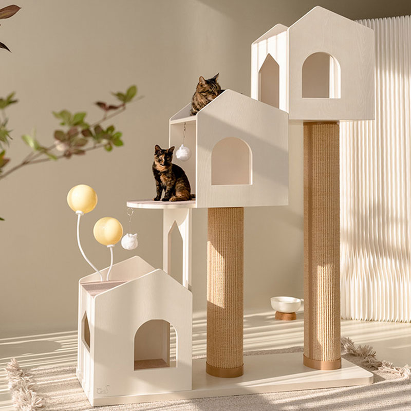 Confession Balloon Large Cat Climbing Tree