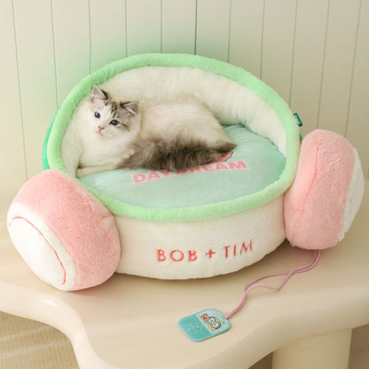 Fantasy Earphone Cat Sofa Bed
