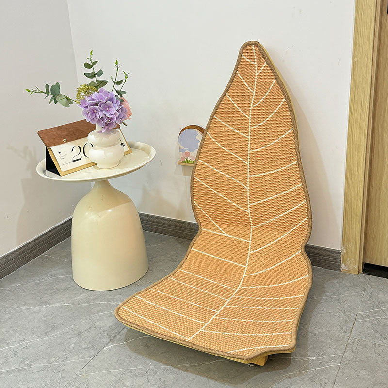 Leaf-Inspired Cat Scratcher Bed