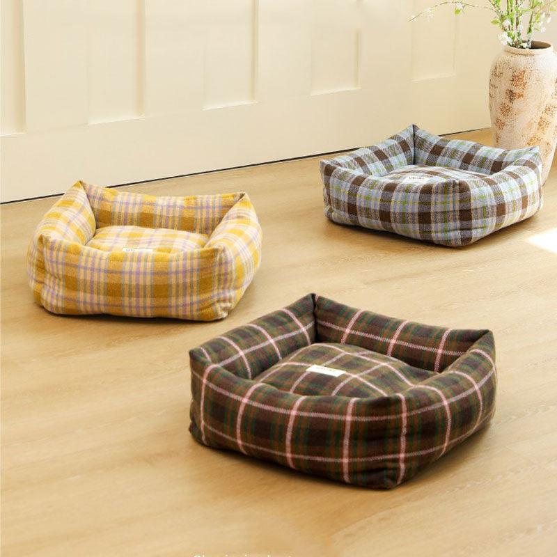 Vintage Plaid Cat Sofa Square Cat Bed