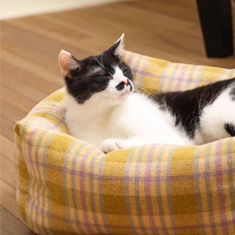 Vintage Plaid Cat Sofa Square Cat Bed