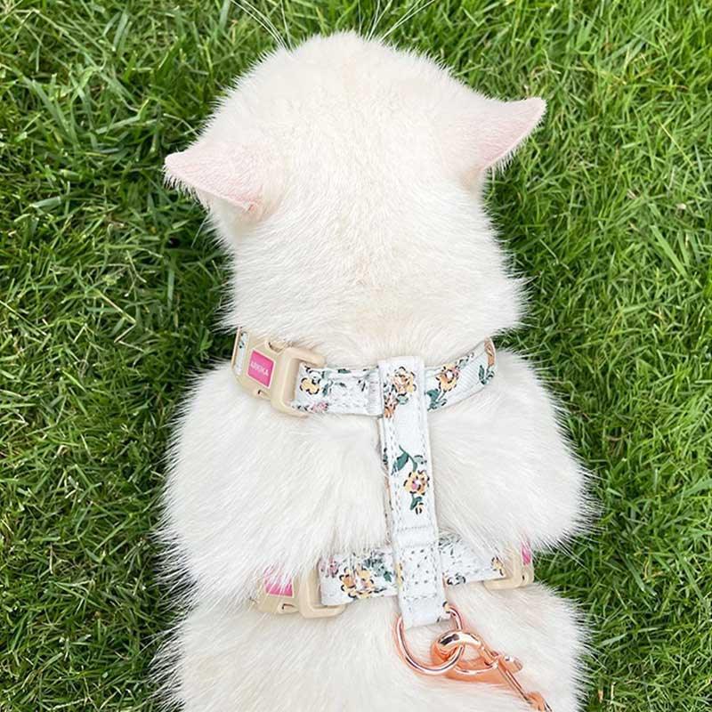 Floral Pattern Cat Lead Outdoor Travel Harness Leash