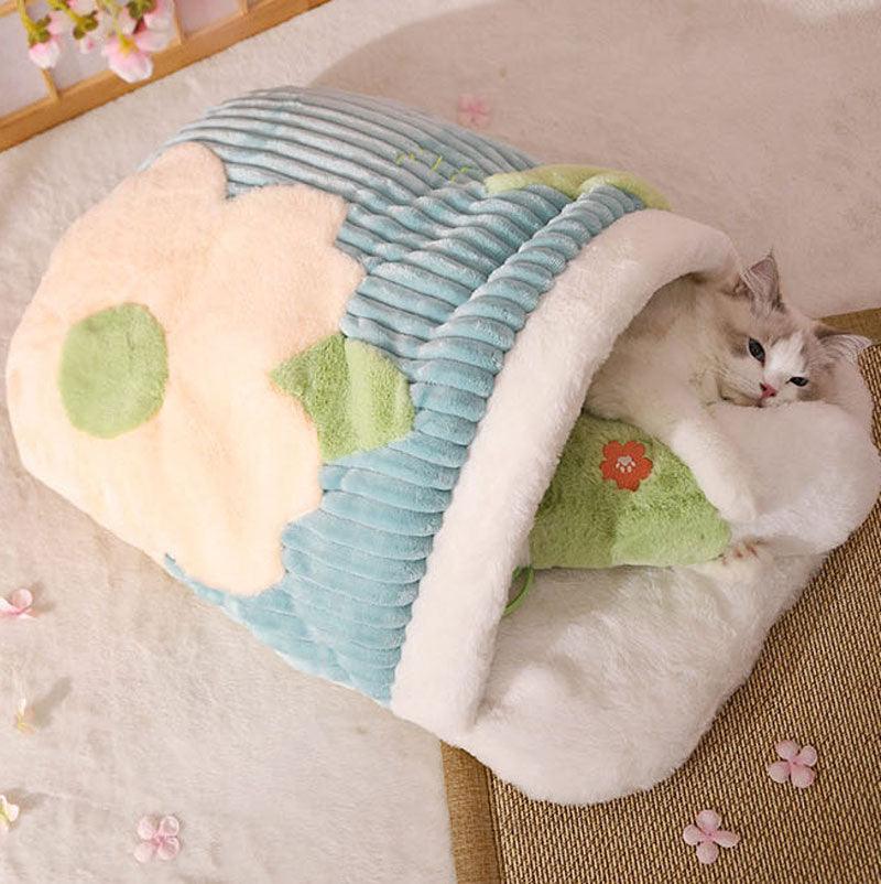 Super Warm Cat Bed Green Pet Sleeping Bag Nest with Removable Pillow